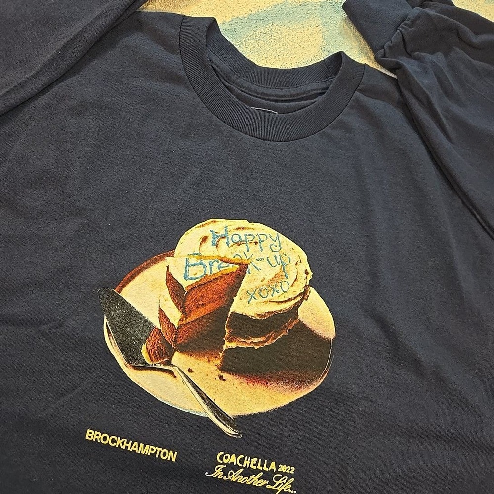 BROCKHAMPTON Men Sz L T-Shirt Coachella 2022 Last Show Ever Happy Break Up‎ Cake